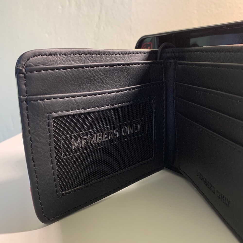 Members only Wallet - Picture 3 of 5